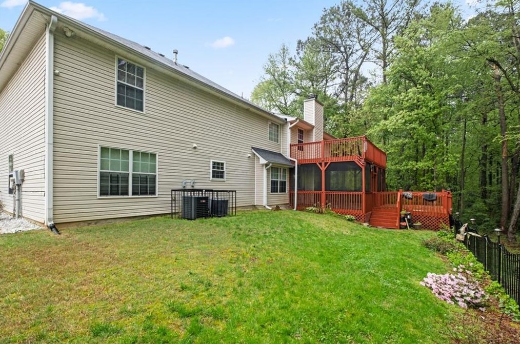 3526 Oakshire Way, Atlanta GA  30354-3629 exterior