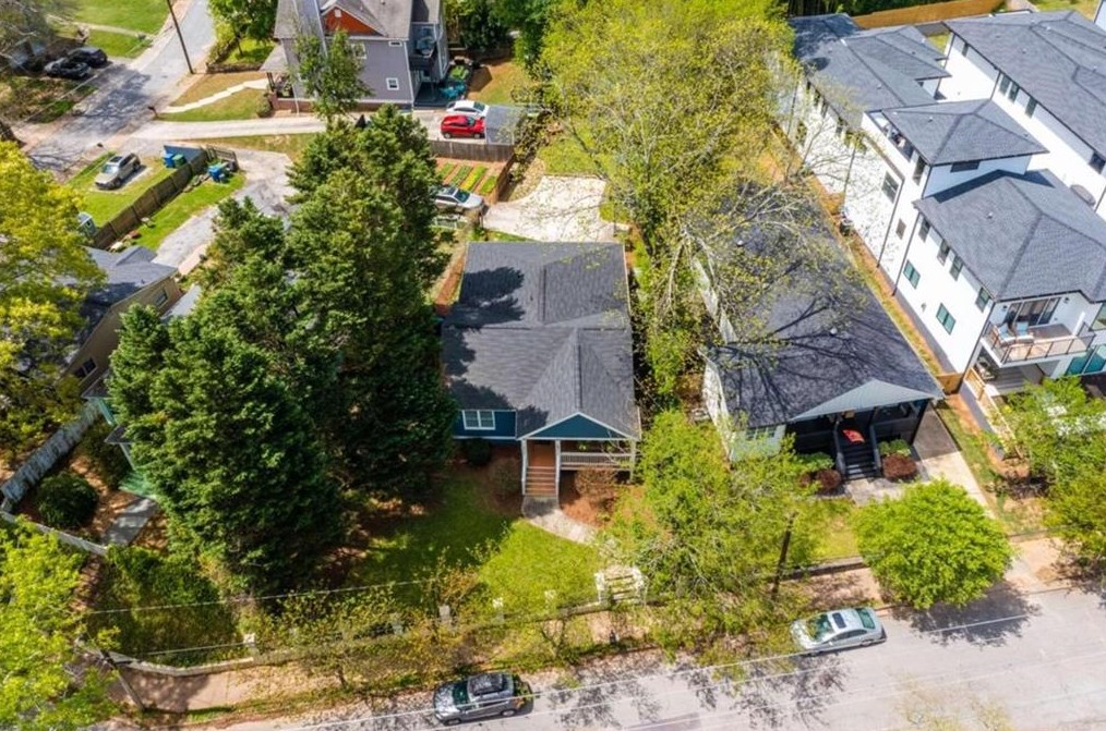 20 Walthall St, Atlanta GA  30307-2623 exterior