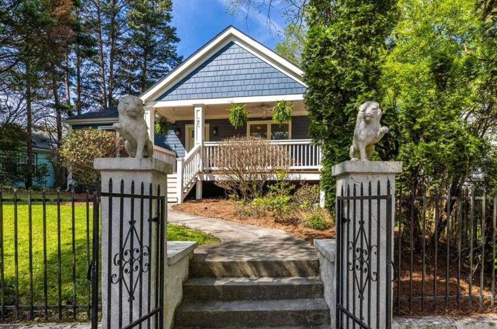 20 Walthall St, Atlanta GA  30307-2623 exterior