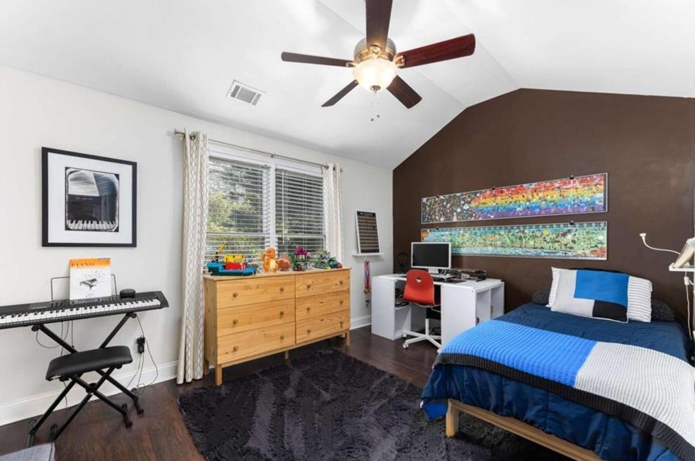 20 Walthall St, Atlanta GA  30307-2623 exterior
