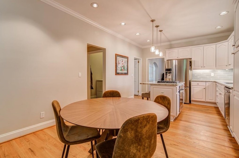 311 Lamont Dr, Decatur GA  30030-2344 exterior