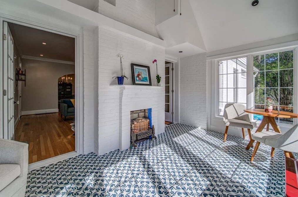 311 Lamont Dr, Decatur GA  30030-2344 exterior