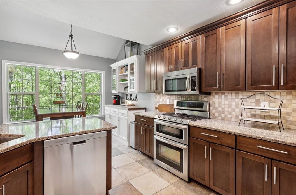 7270 Serenity Pl, Cumming GA  30041-2260 exterior