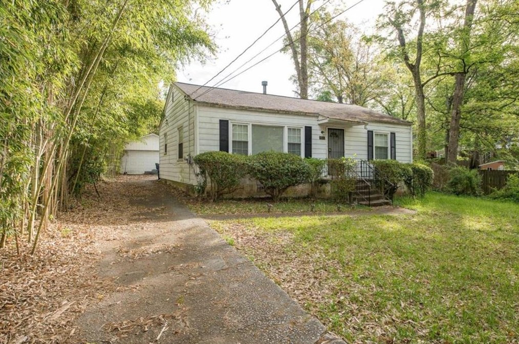 1570 Overland Ter, Atlanta GA  30317-2313 exterior