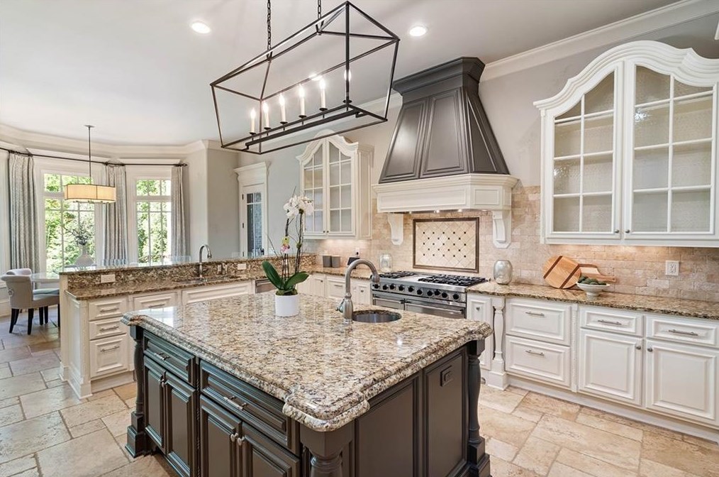 5790 Winterthur Ln, Atlanta GA  30328-4624 exterior