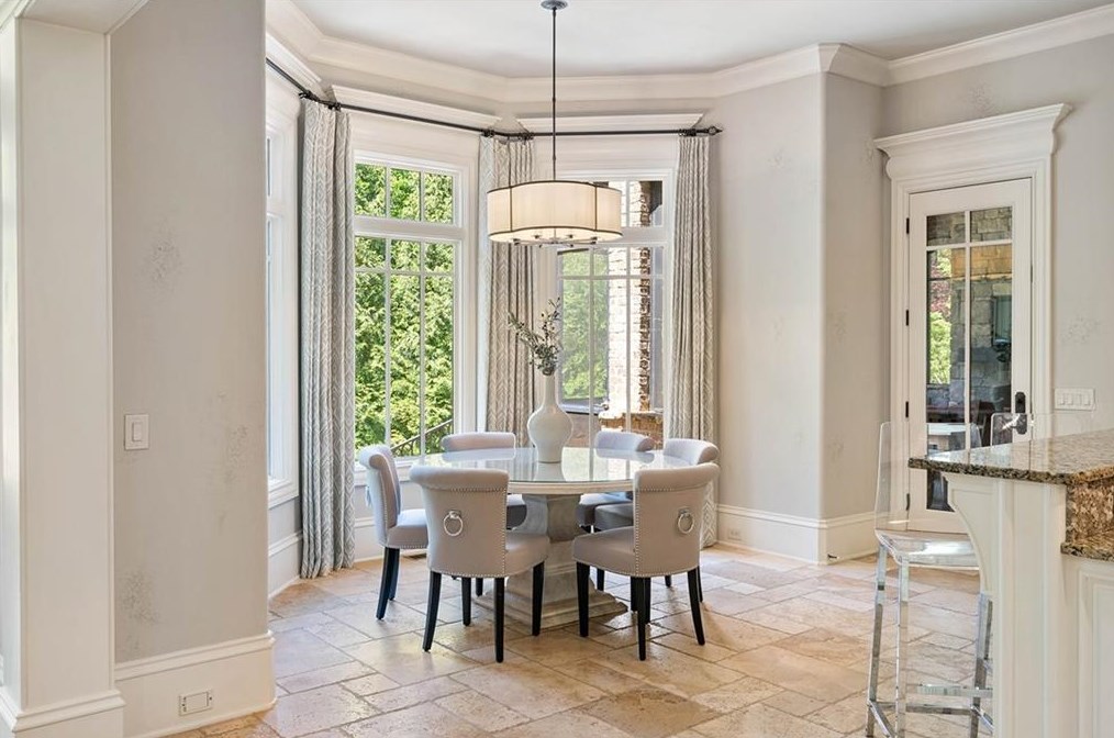 5790 Winterthur Ln, Atlanta GA  30328-4624 exterior