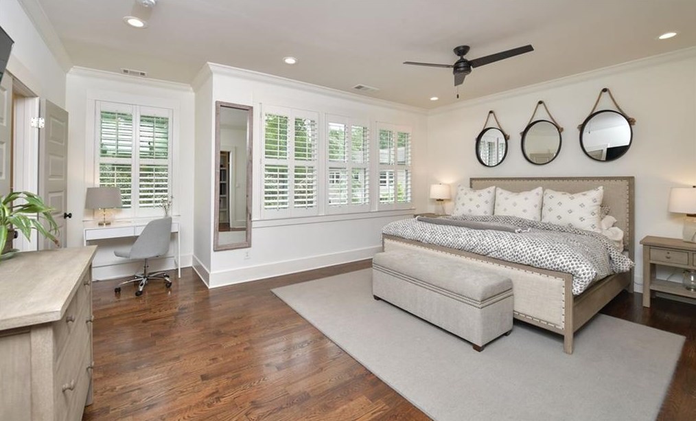 408 Woodhaven Dr, Decatur GA  30030-1648 exterior