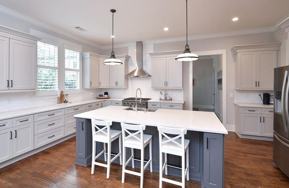 408 Woodhaven Dr, Decatur GA  30030-1648 exterior