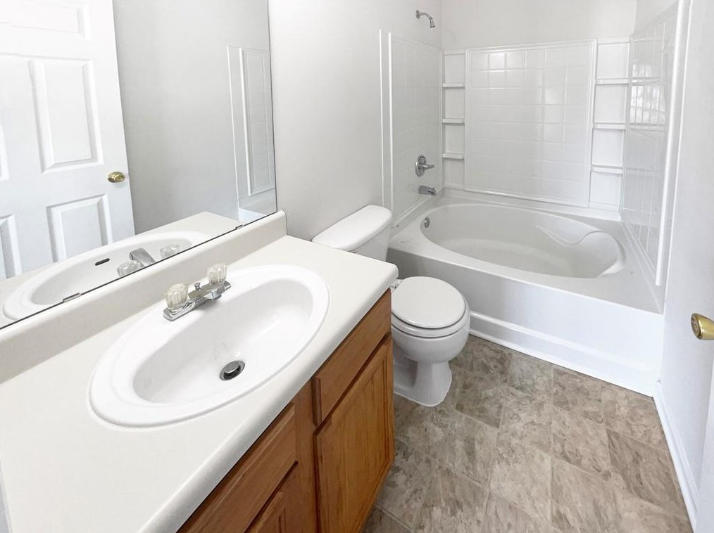 3158 Kingswood Gln, Decatur GA  30034-6716 exterior