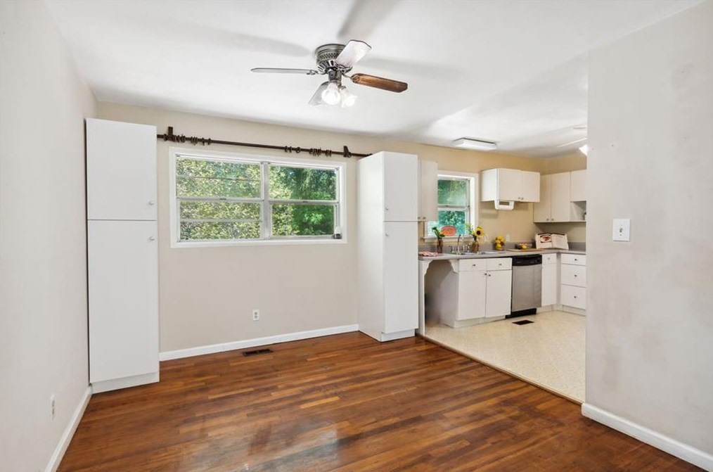 3879 Water Oak Way, Atlanta GA  30340-2535 exterior