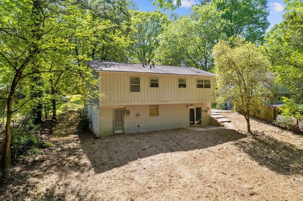 3879 Water Oak Way, Atlanta GA  30340-2535 exterior