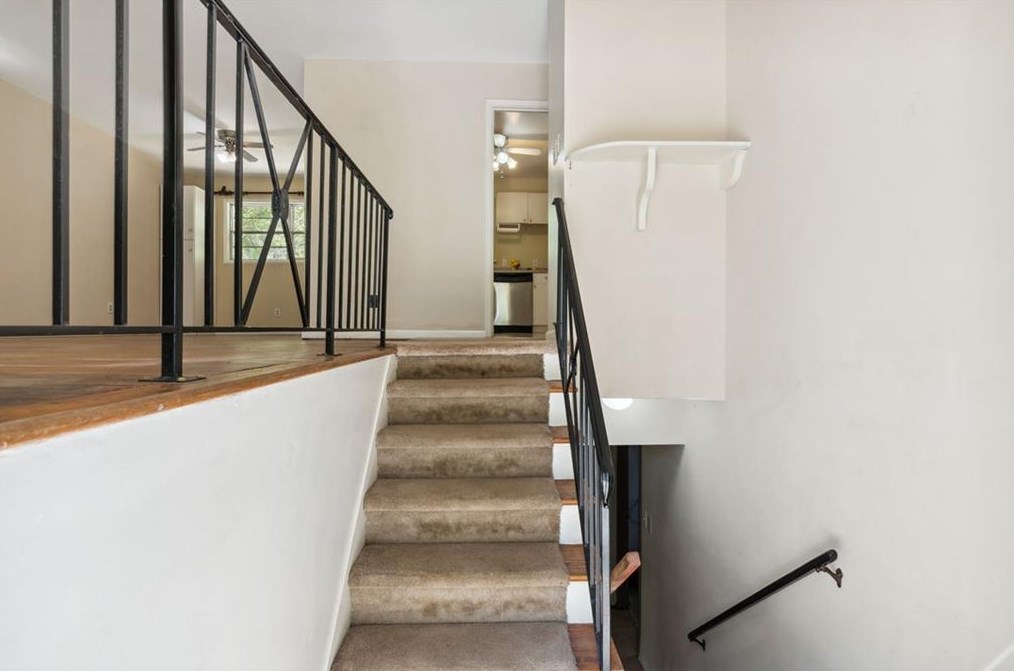 3879 Water Oak Way, Atlanta GA  30340-2535 exterior