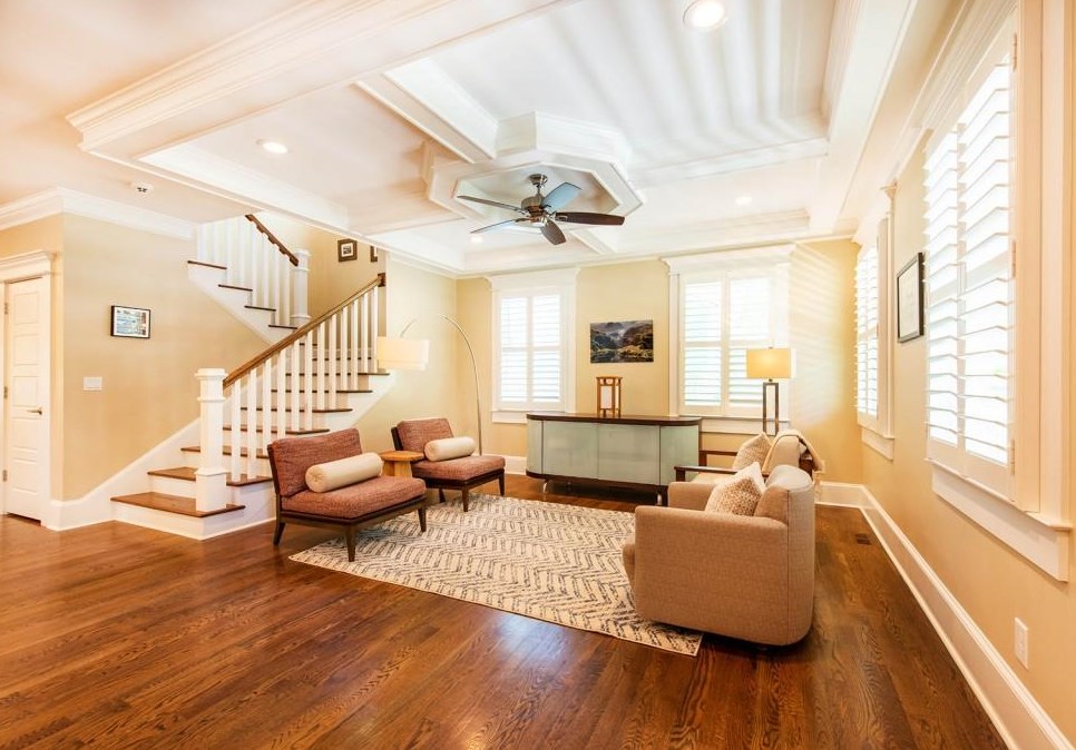 1403 Oldfield Rd, Decatur GA  30030-4554 exterior