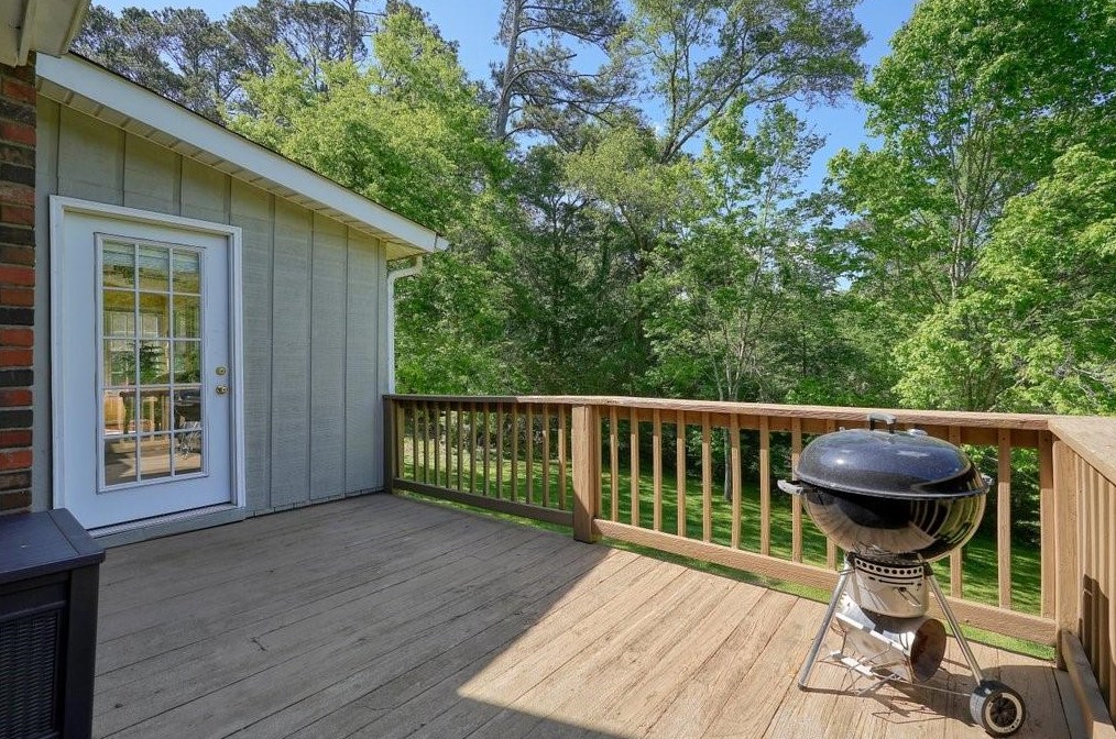 199 Westminster Way, Dallas GA  30132-2409 exterior