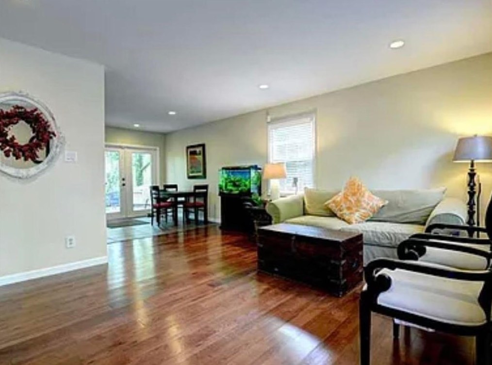 2765 Skyland Dr, Atlanta GA  30319-3645 exterior