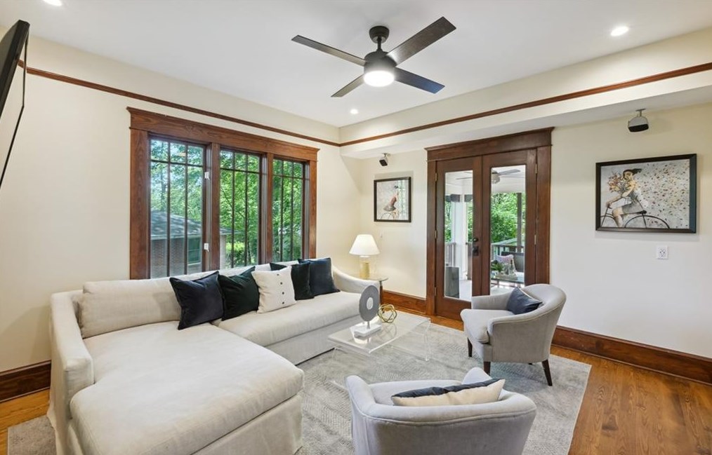 153 Kings Hwy, Decatur GA  30030-5224 exterior