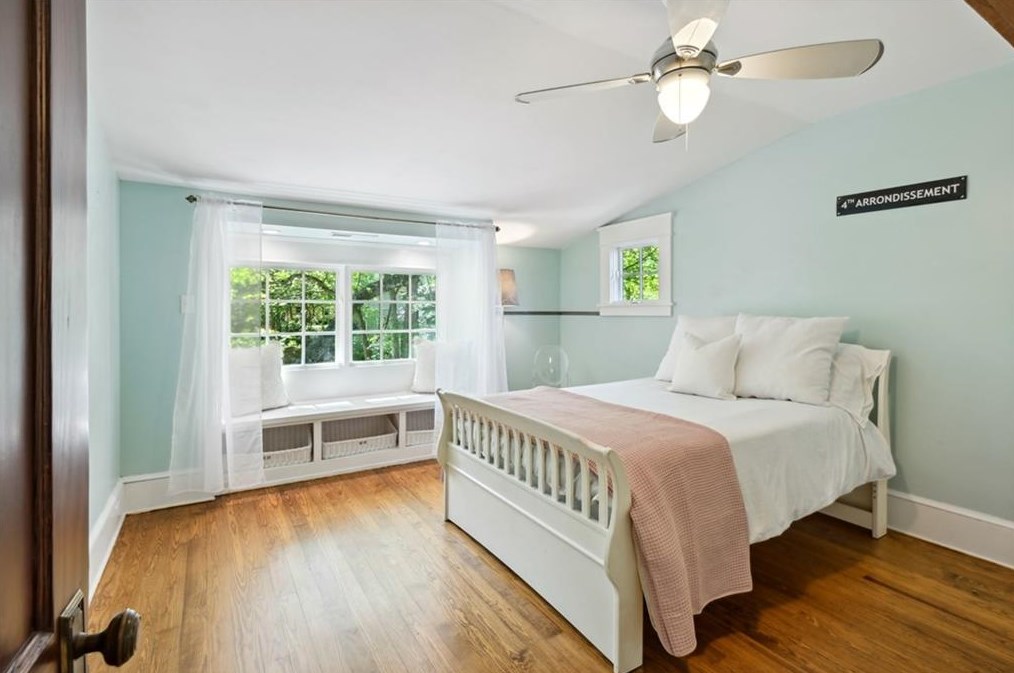 153 Kings Hwy, Decatur GA  30030-5224 exterior