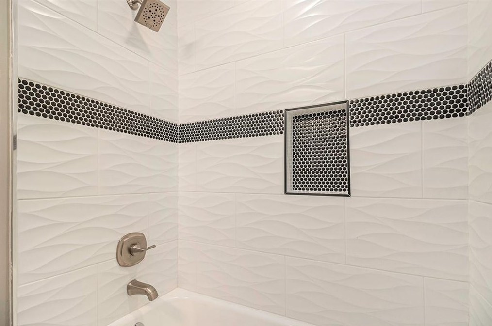 2994 Westbury Dr, Decatur GA  30033-6010 exterior