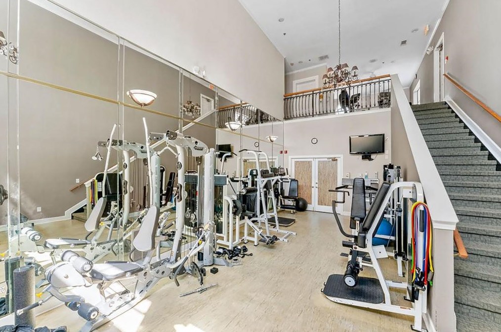 3777 Peachtree Rd, Atlanta GA  30319-5248 exterior