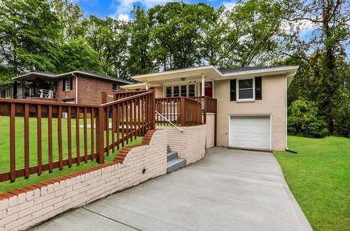 172 Oakcliff Ct, Atlanta GA  30331-1632 exterior