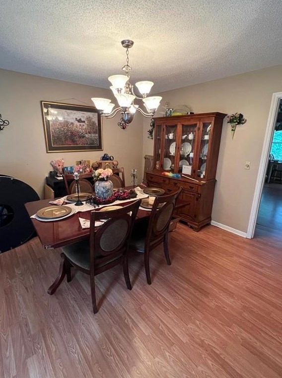 1322 Glen Iris Ct, Lawrenceville GA  30043-4239 exterior