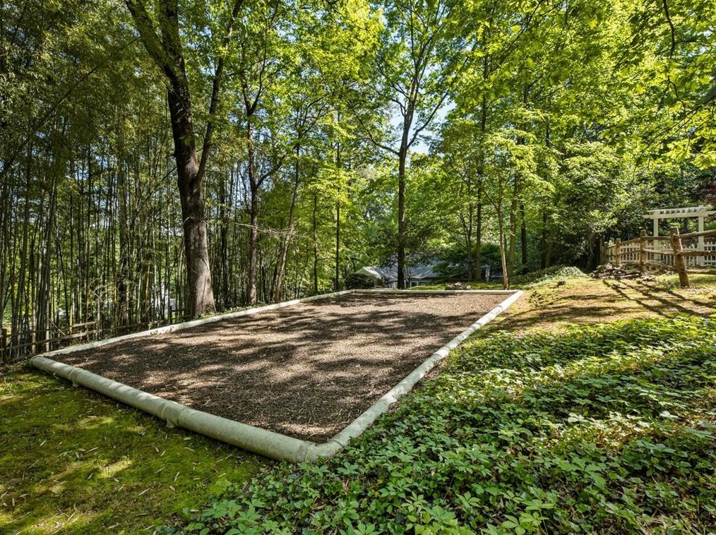 3788 Powers Ferry Rd, Atlanta GA  30342-4423 exterior