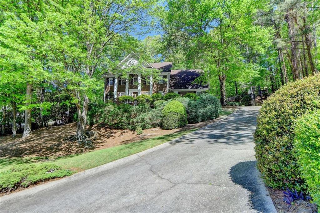 3590 Glen Crossing Dr, Johns Creek, GA 30022 MLS 7207137 Coldwell