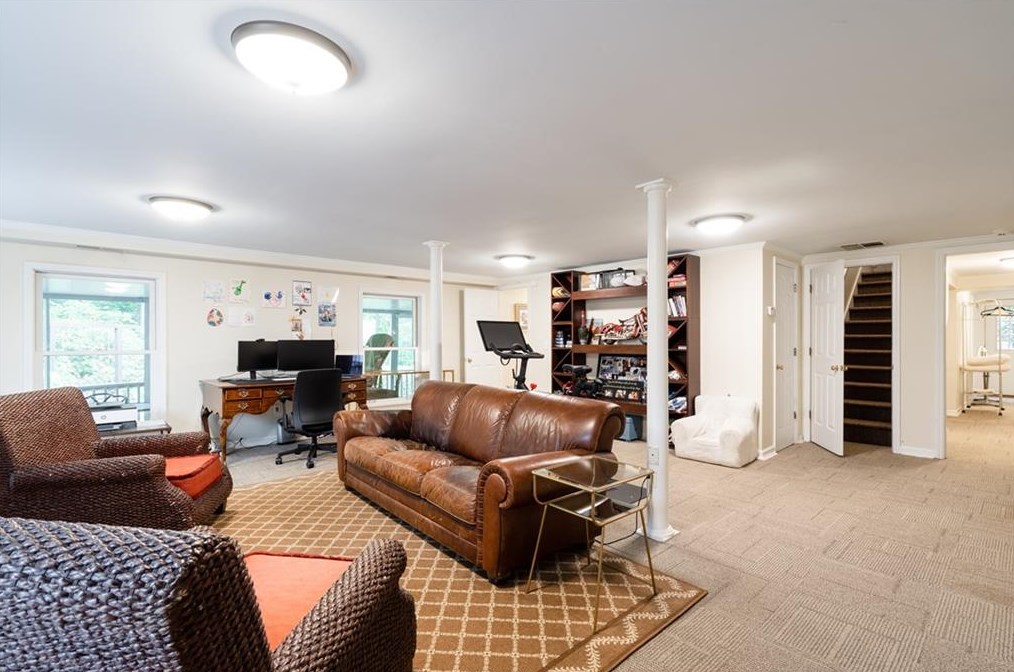 1856 Walthall Dr, Atlanta GA  30318-2647 exterior