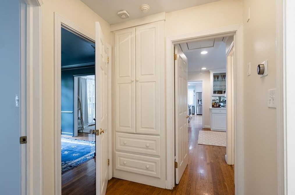 1856 Walthall Dr, Atlanta GA  30318-2647 exterior