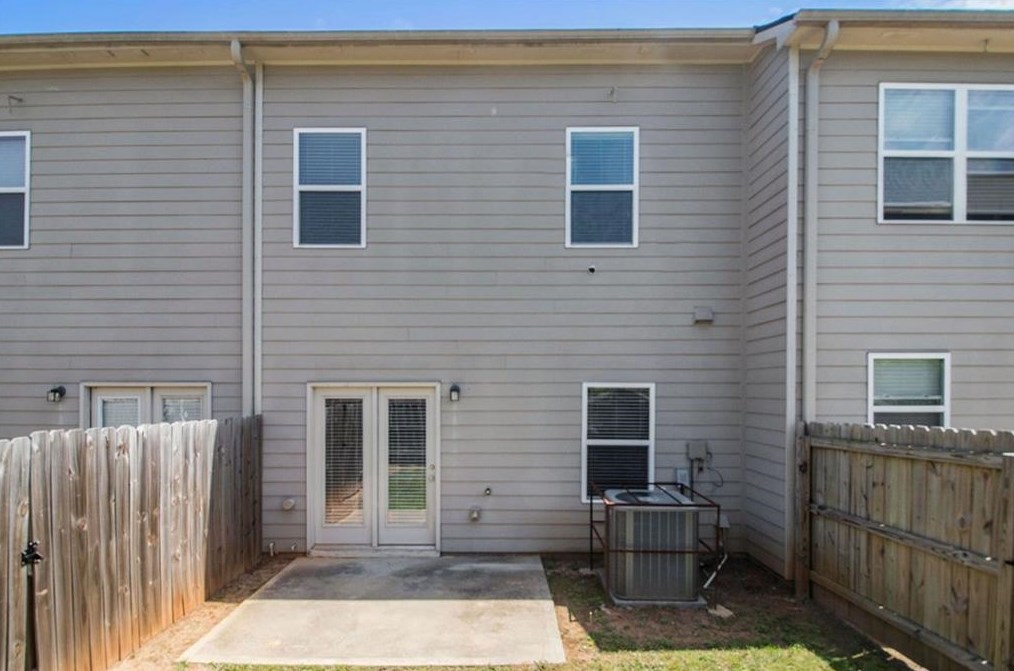 5007 Longview Walk, Decatur GA  30035-4190 exterior