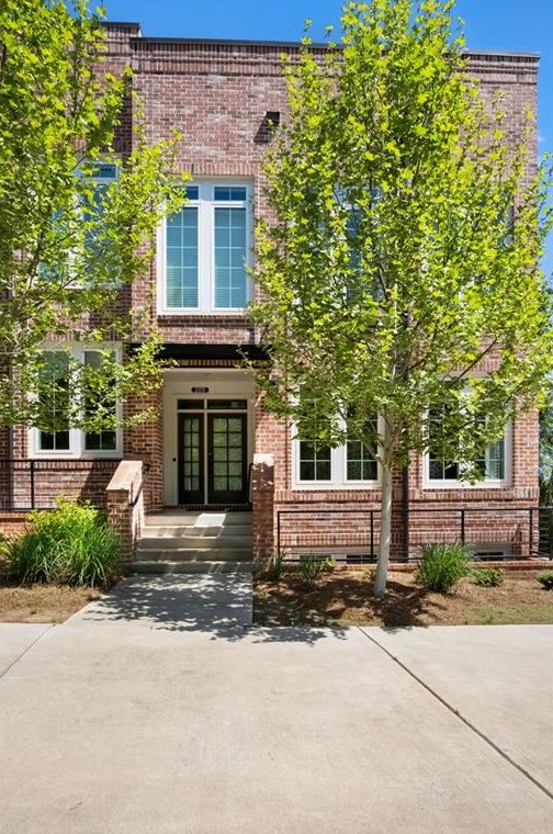 207 Devore Rd, Alpharetta GA  30009-0019 exterior