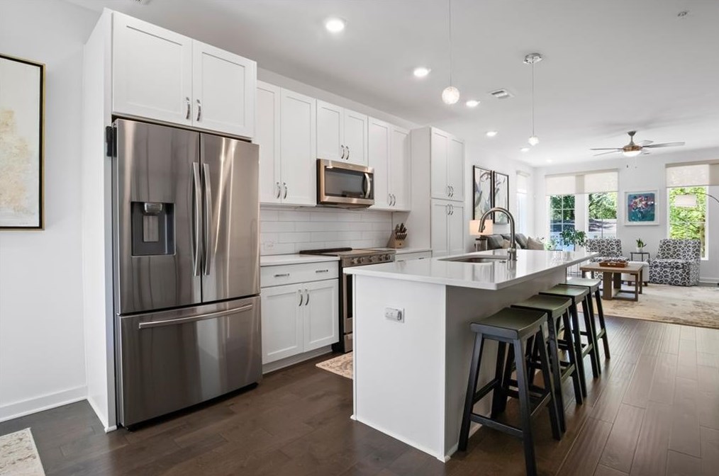 207 Devore Rd, Alpharetta GA  30009-0019 exterior