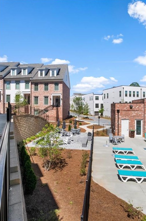 207 Devore Rd, Alpharetta GA  30009-0019 exterior