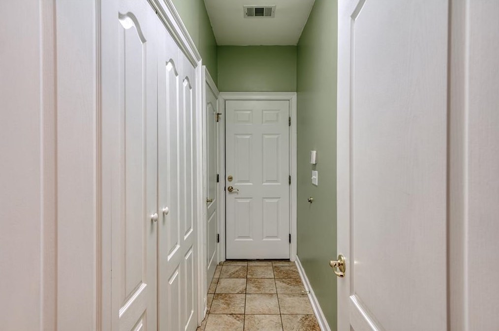 1015 Lewis Ridge Cir, Lawrenceville GA  30045-8899 exterior