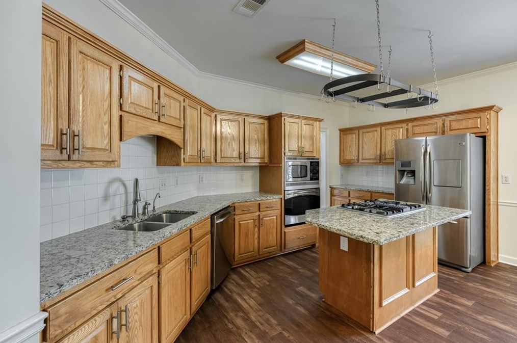 1015 Lewis Ridge Cir, Lawrenceville GA  30045-8899 exterior