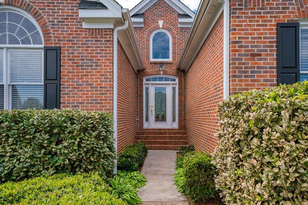 1015 Lewis Ridge Cir, Lawrenceville GA  30045-8899 exterior