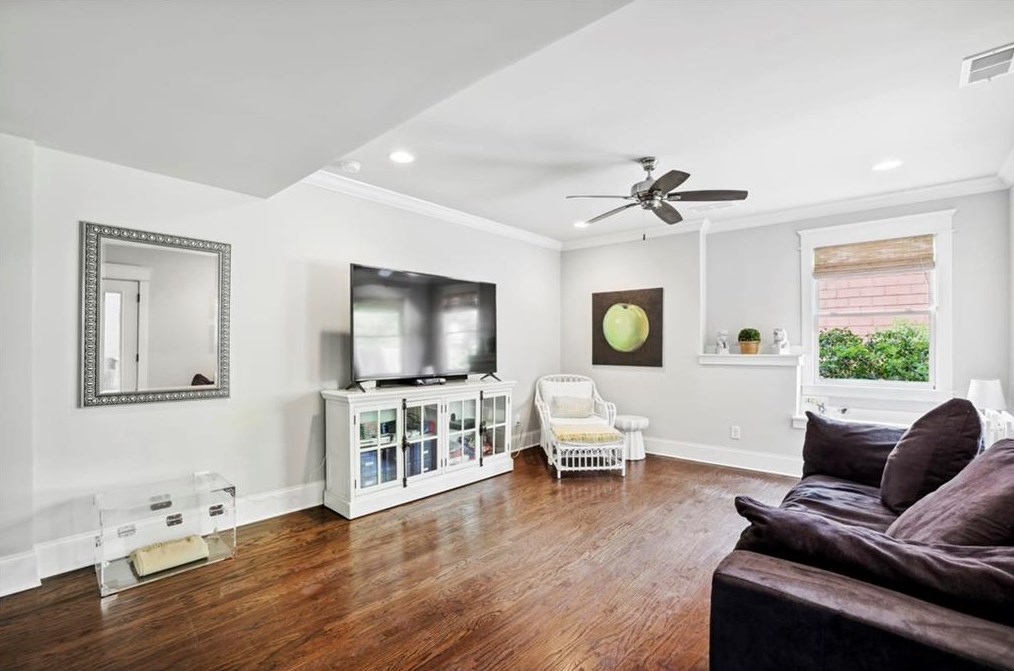 152 Park Dr, Decatur GA  30030-4481 exterior