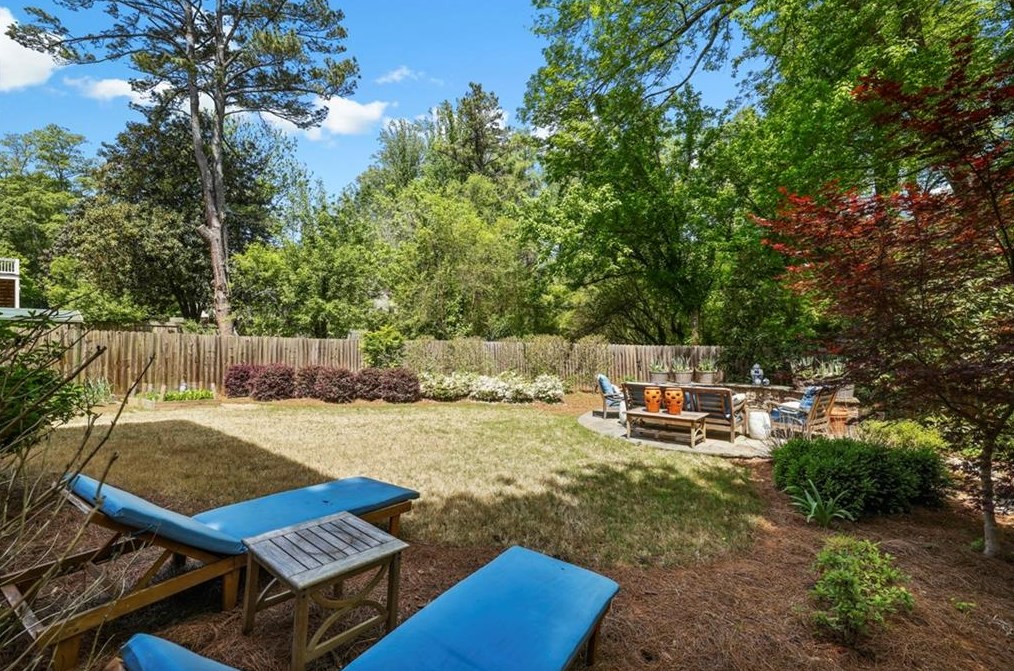 152 Park Dr, Decatur GA  30030-4481 exterior