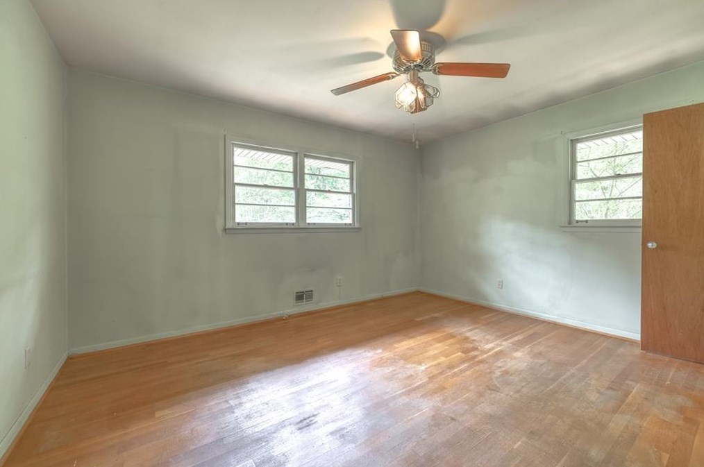 1541 Moncrief Cir, Decatur GA  30033-1616 exterior