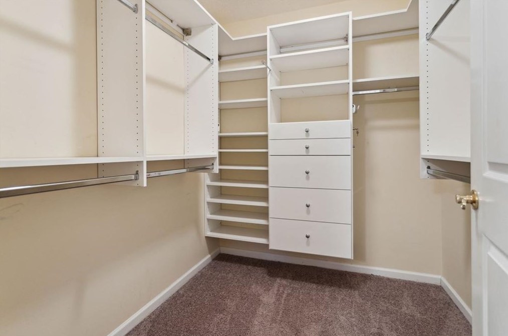 25105 Harvest Rdg Ln, Alpharetta GA 30022-8645 exterior