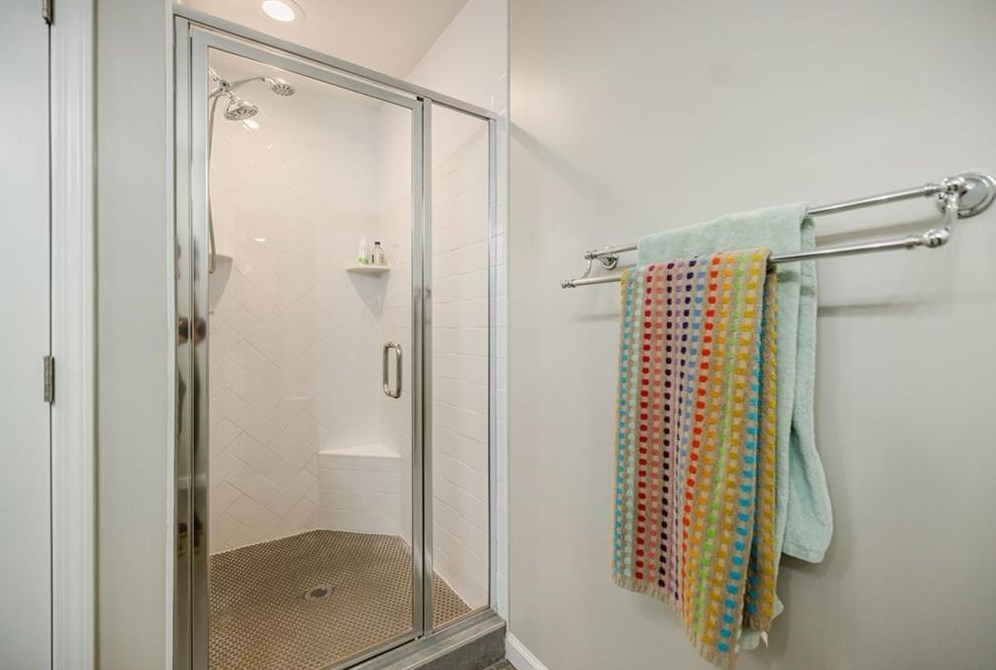 2844 Toney Dr, Decatur GA  30032-5747 exterior