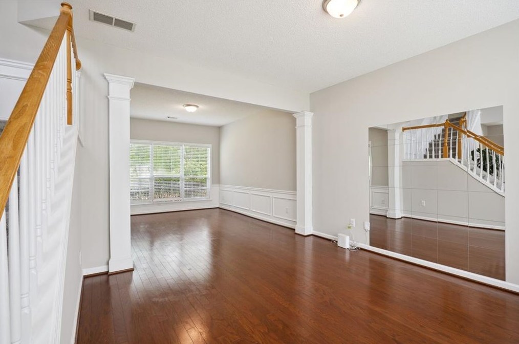 2490 Traywick Chase, Alpharetta GA  30004-4203 exterior