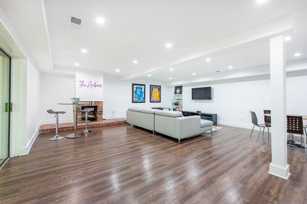 3022 Silvapine Trl, Atlanta GA  30345-3736 exterior