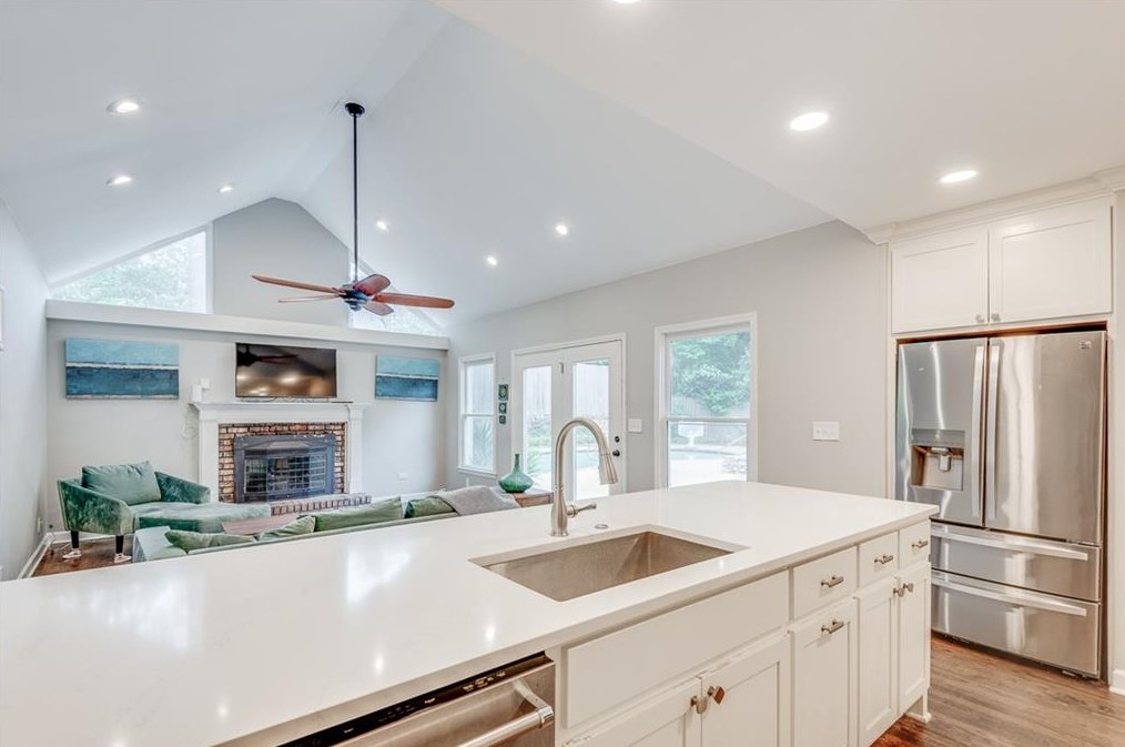 631 Wendan Dr, Decatur GA  30033-5550 exterior