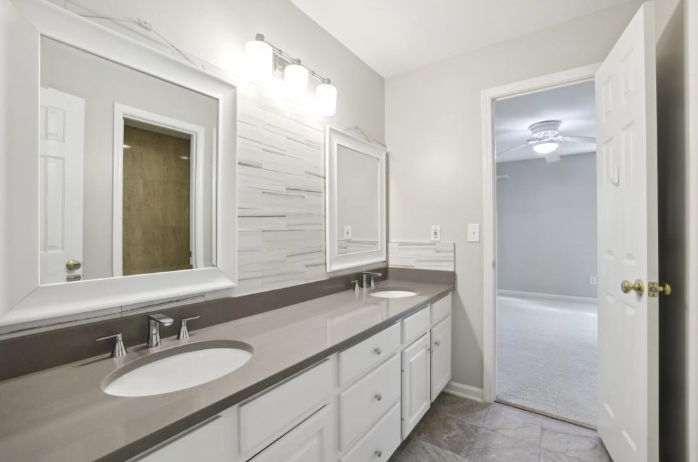 5325 Cottage Farm Rd, Alpharetta GA  30022-7991 exterior