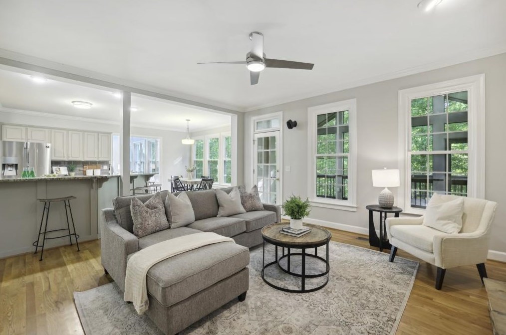 5325 Cottage Farm Rd, Alpharetta GA  30022-7991 exterior