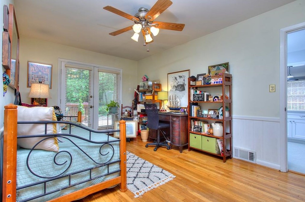 2931 Mount Olive Dr, Decatur GA  30033-3013 exterior