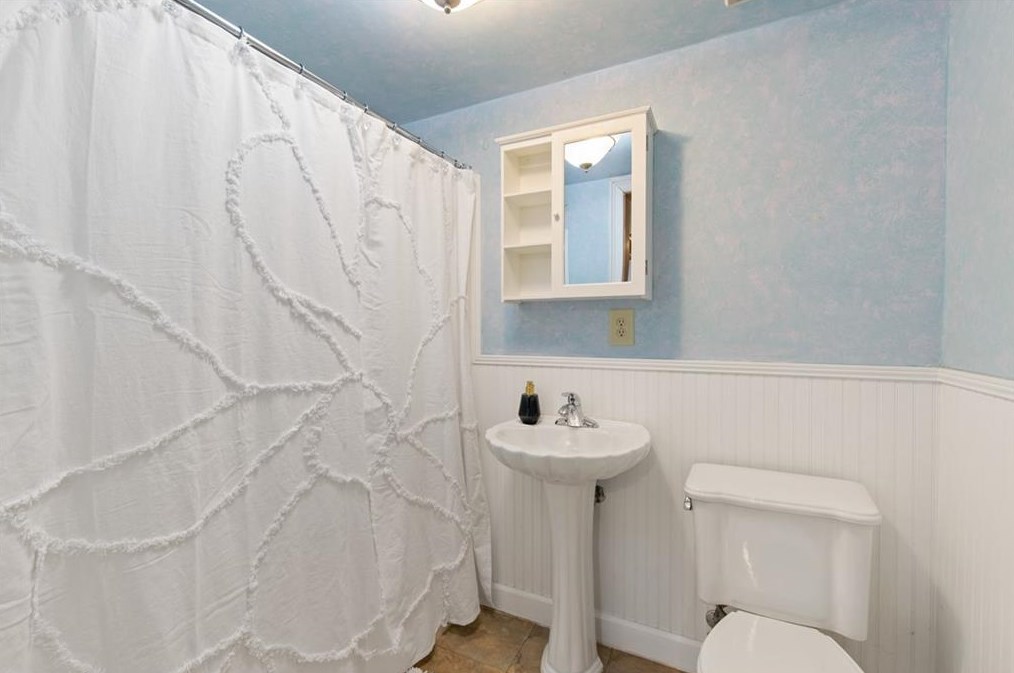 1256 Sparrow Ln, Decatur GA  30033-3926 exterior