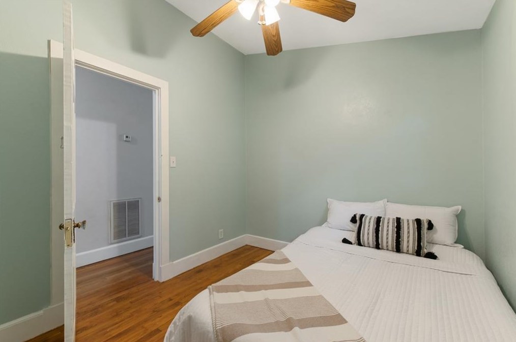 1256 Sparrow Ln, Decatur GA  30033-3926 exterior