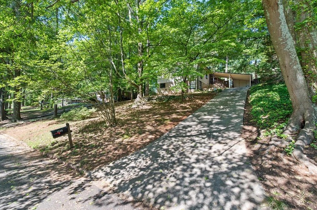 1256 Sparrow Ln, Decatur GA  30033-3926 exterior